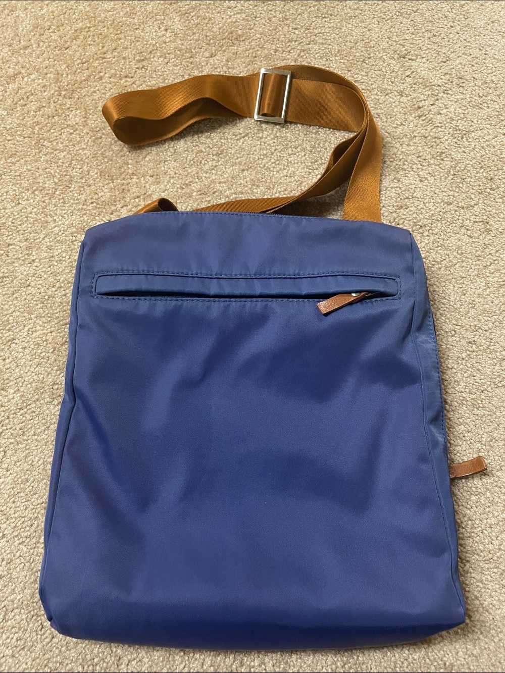 TravelSmith Large Crossbody Secure Crossbody Bag